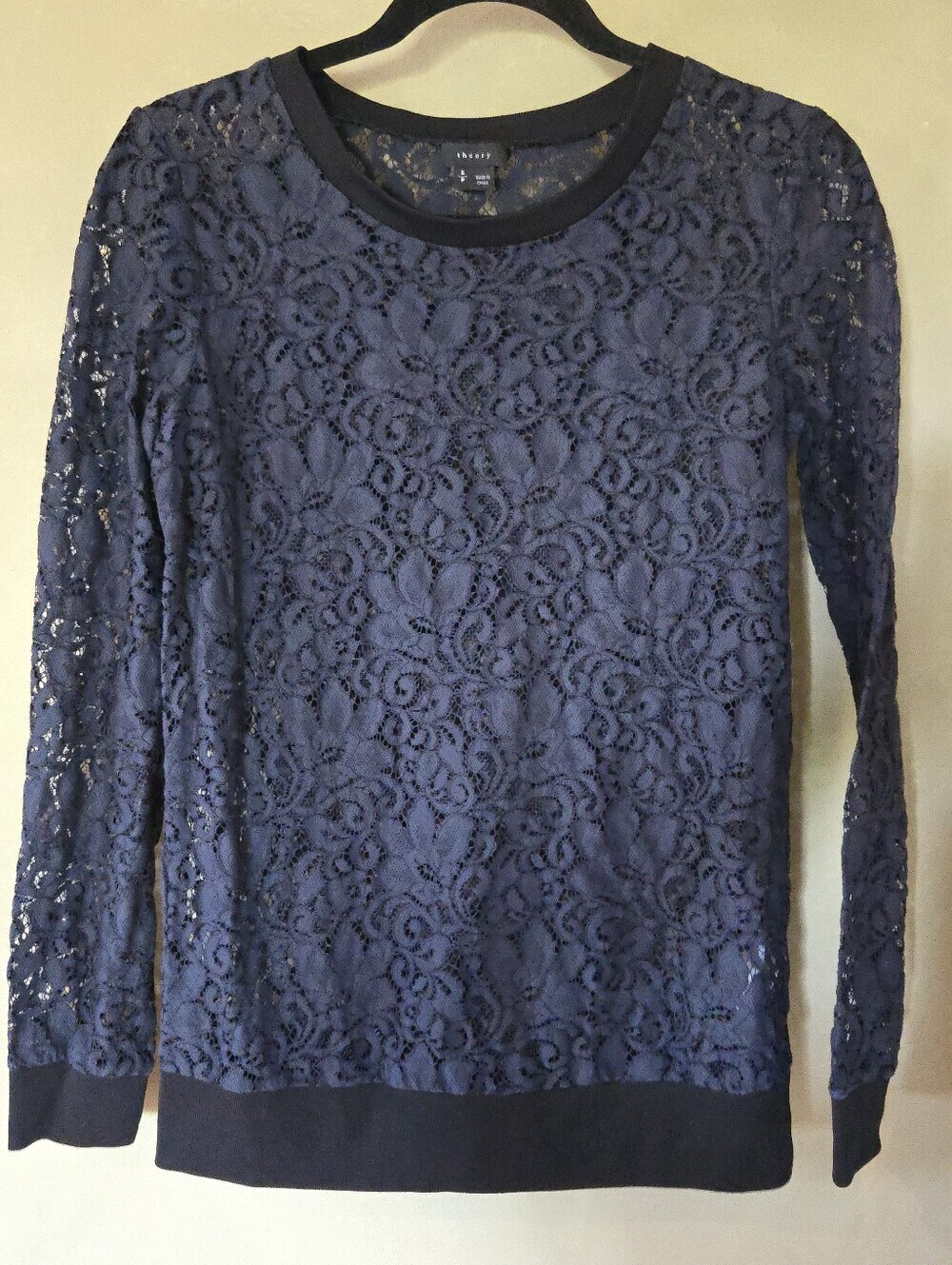 Theory | "Jaidyn" Sheer Floral Lace Crew Neck Top in navy blue and black, Size S - Picture 2 of 7